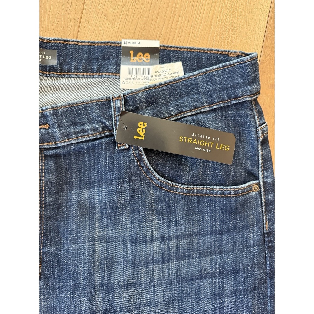NWT Lee Relaxed Fit Straight Leg Mid Rise Women's Plus Blue Jeans Sz 18‎ - Picture 5 of 5